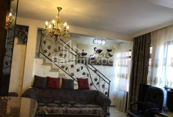 Квартира 8-комн 250 м² - Юр'ївська, Батумі