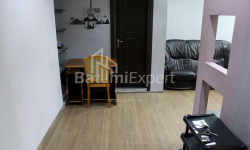 Квартира 2-комн 65 м² - Петра Мелiкiшвiлi, Батумі