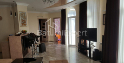 Квартира 4-комн 133 м² - Стефана Зубалашвiлi, Батумі