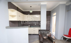 Квартира 3-комн 53 м² - Юр'ївська, Батумі