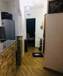Квартира 3-комн 58 м² - Шерифа Хімшіашвілі, Батумі