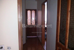 Квартира 4-комн 60 м² - Іване Джавахишвілі, Батумі