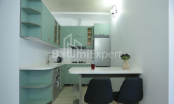 Квартира 2-комн 40 м² - Юр'ївська, Батумі