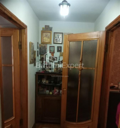 Квартира 3-комн 90 м² - Зураба Горгiладзе, Батумі