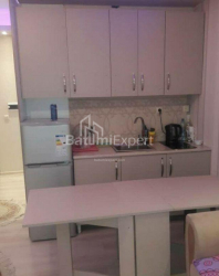 Квартира 2-комн 38 м² - Юр'ївська, Батумі