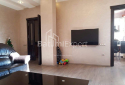 Квартира 135 м² - Петра Багратіоні, Батумі, Грузія