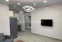 Квартира 2-комн 56 м² - Давида Агмашенеблі, Батумі