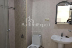 Квартира 3-комн 73 м² - Юр'ївська, Батумі