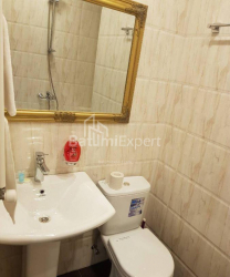 Квартира 2-комн 46 м² - Зураба Горгiладзе, Батумі