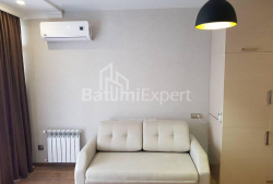 Квартира 46 м² - Зураба Горгiладзе, Батумі, Грузія