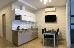 Квартира 2-комн 42 м² - Ніко Піросмані, Батумі