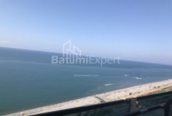 Квартира 3-комн 70 м² - Шерифа Хімшіашвілі, Батумі