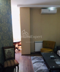 Квартира 2-комн 60 м² - Юр'ївська, Батумі