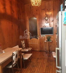 Квартира 5-комн 150 м² - Генерала Аслана Абашидзе, Батумі