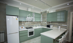 Квартира 5-комн 73 м² - Юр'ївська, Батумі