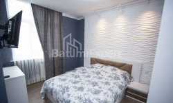 Квартира 5-комн 73 м² - Юр'ївська, Батумі