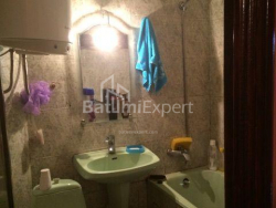 Квартира 4-комн 80 м² - Юр'ївська, Батумі