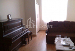 Квартира 3-комн 60 м² - Іване Джавахишвілі, Батумі