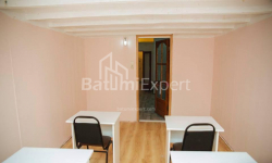 Квартира 90 м² - Зураба Горгiладзе, Батумі, Грузія