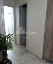 Квартира 3-комн 96 м² - Шерифа Хімшіашвілі, Батумі