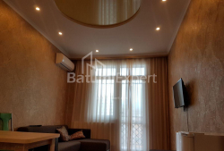 Квартира 2-комн 34 м² - Вахтанга Горгасалі, Батумі