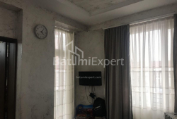 Квартира 3-комн 84 м² - Деметре Тавдадебулі, Батумі