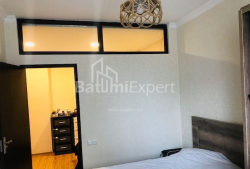Квартира 4-комн 90 м² - Хайдара Абашидзе, Батумі