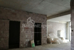 Квартира 4-комн 170 м² - Деметре Тавдадебулі, Батумі
