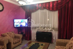 Квартира 2-комн 60 м² - Давида Агмашенеблі, Батумі