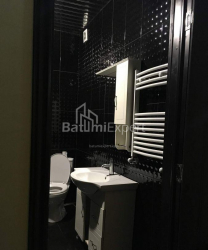 Квартира 71 м² - Зураба Горгiладзе, Батумі, Грузія