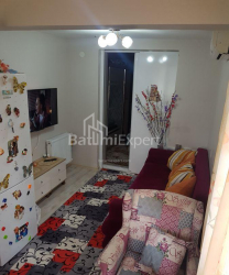 Квартира 2-комн 43 м² - Фрiдiона Халвашi, Батумі