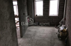Квартира 3-комн 92 м² - Юр'ївська, Батумі