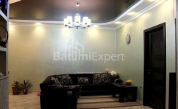 Квартира 90 м² - Зураба Горгiладзе, Батумі, Грузія