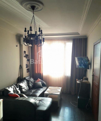 Квартира 2-комн 43 м² - Давида Агмашенеблі, Батумі