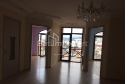 Квартира 3-комн 73 м² - Юр'ївська, Батумі