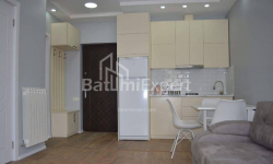 Квартира 2-комн 37 м² - Юр'ївська, Батумі