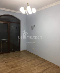 Квартира 3-комн 54 м² - Іллі Чавчавадзе, Батумі