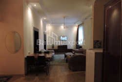 Квартира 3-комн 70 м² - Юр'ївська, Батумі