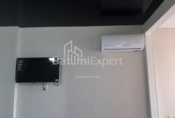 Квартира 2-комн 42 м² - Юсуфа Кобаладзе, Батумі
