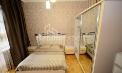 Квартира 3-комн 95 м² - Ніко Піросмані, Батумі