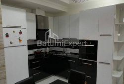 Квартира 4-комн 70 м² - Юр'ївська, Батумі