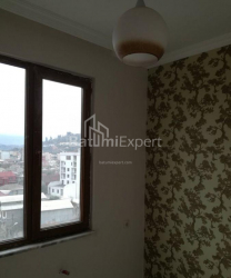 Квартира 3-комн 44 м² - Петра Мелiкiшвiлi, Батумі