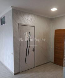 Квартира 3-комн 44 м² - Петра Мелiкiшвiлi, Батумі