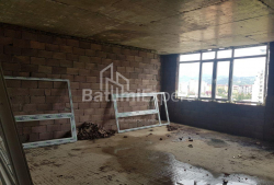 Квартира 2-комн 59 м² - Ангiса, Батумі