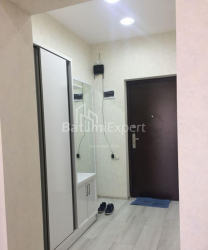 Квартира 67 м² - Зураба Горгiладзе, Батумі, Грузія