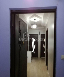 Квартира 3-комн 72 м² - Ангiса, Батумі