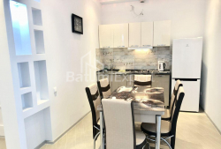 Квартира 3-комн 73 м² - Зураба Горгiладзе, Батумі