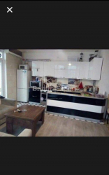 Квартира 3-комн 75 м² - Петра Мелiкiшвiлi, Батумі