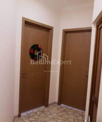 Квартира 2-комн 53 м² - Oлександра Пушкiна, Батумі