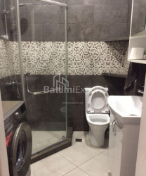 Квартира 4-комн 95 м² - Шерифа Хімшіашвілі, Батумі